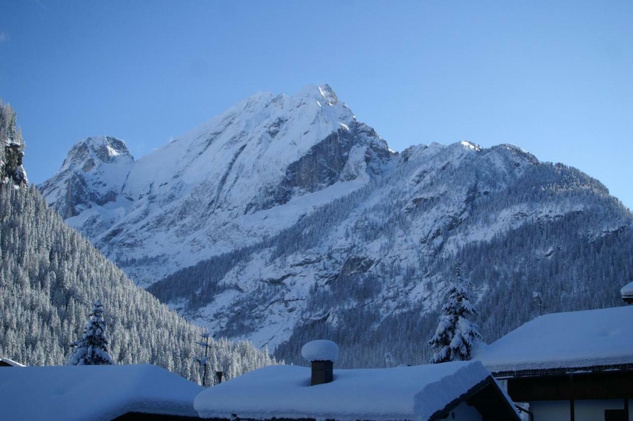 Appartamento Des Alpes 2 Canazei Esterno foto